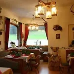 Landgasthof Post-ledererwirt Inn