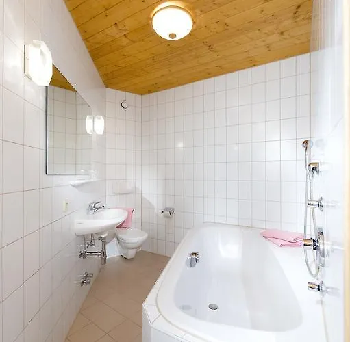 宾馆 Landgasthof Post-ledererwirt 3*