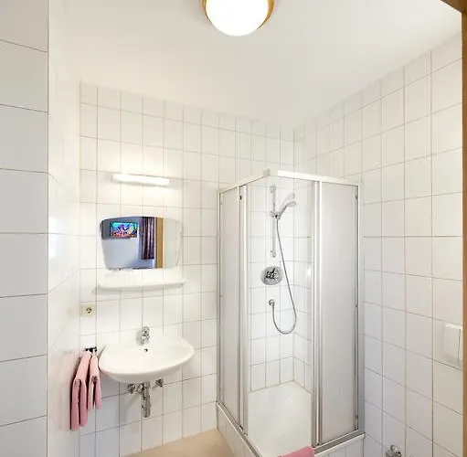 Landgasthof Post-ledererwirt 宾馆